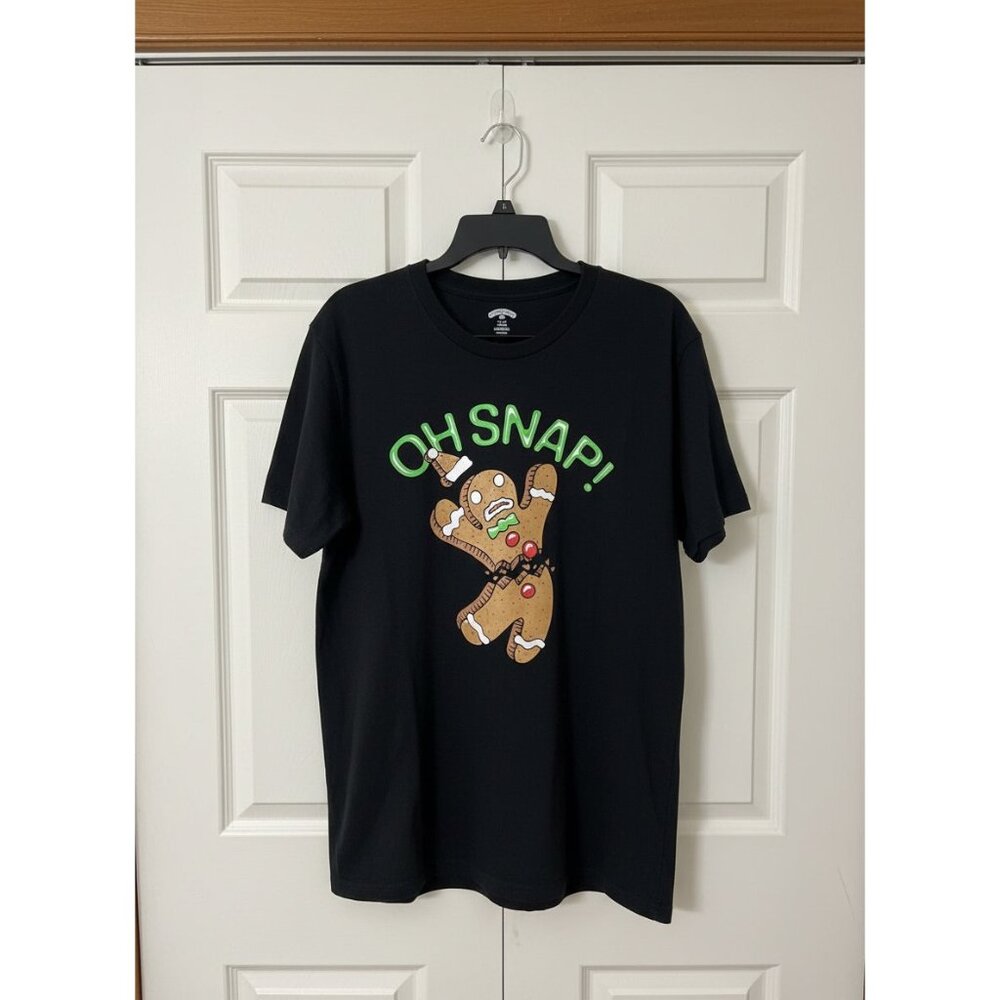 Holiday “OH SNAP!” Gingerbread Graphic T-Shirt – Size XL‎